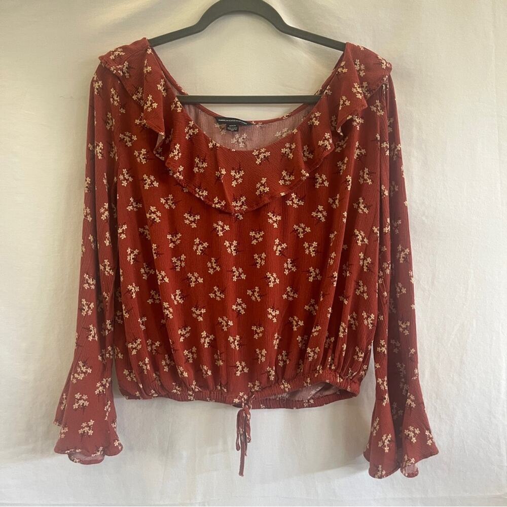 American Eagle Maroon Floral Top Womens Medium Ruffle Neck Rust Red Poet Boho